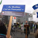 En images - Manifestation pour le français devant Air Canada